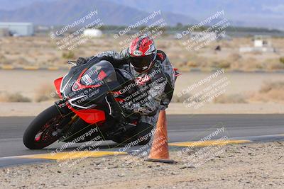 media/Dec-17-2022-SoCal Trackdays (Sat) [[224abd9271]]/Turn 9 Inside (1pm)/